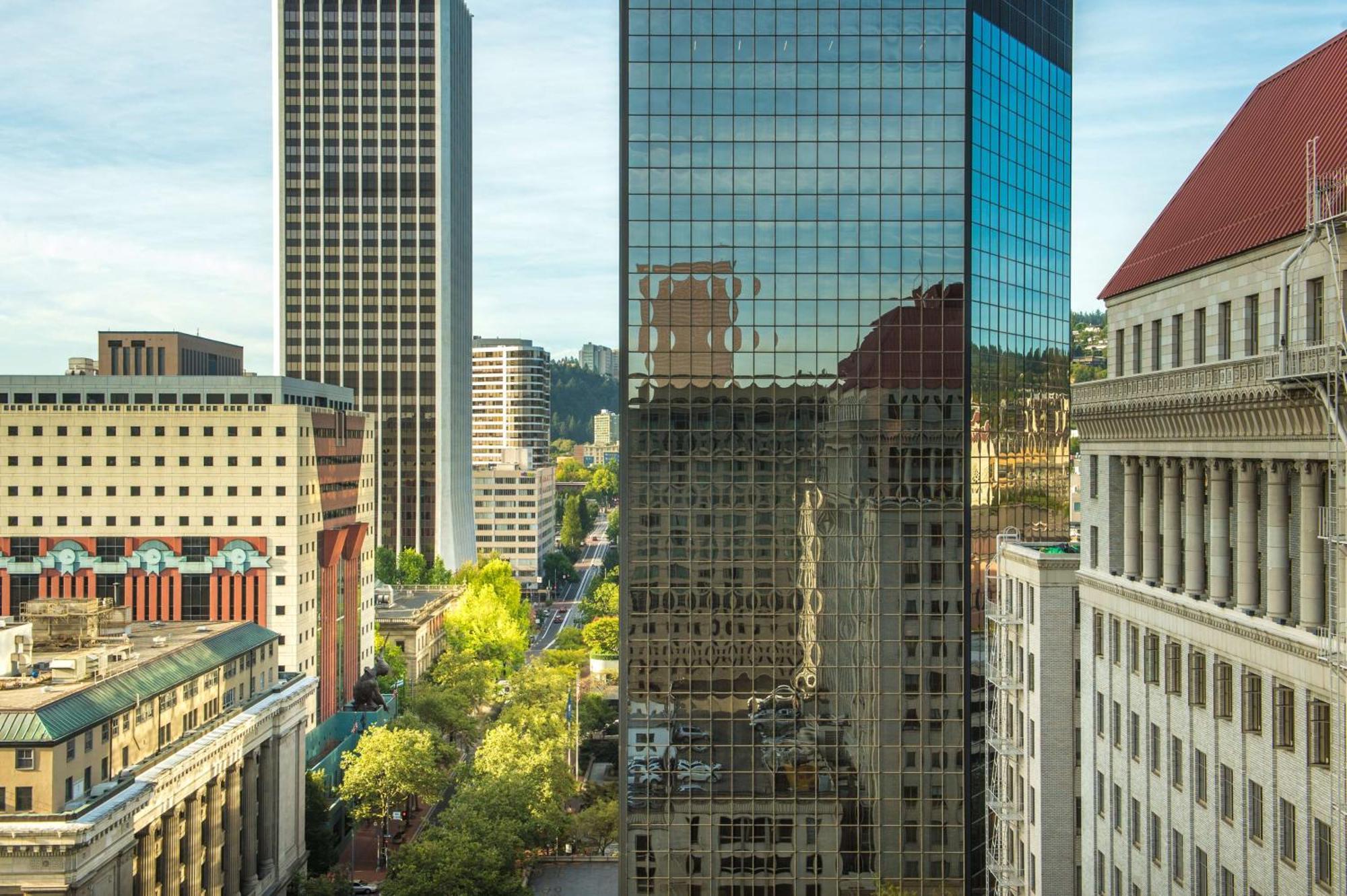 The Duniway Portland, A Hilton Hotel Exterior photo